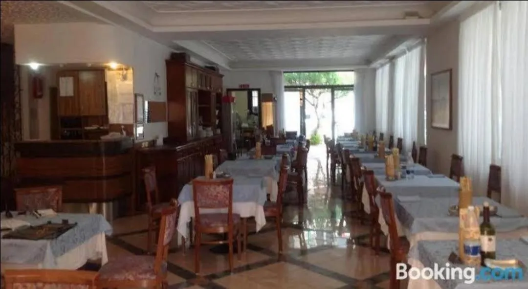 Hotel La Perla Spotorno