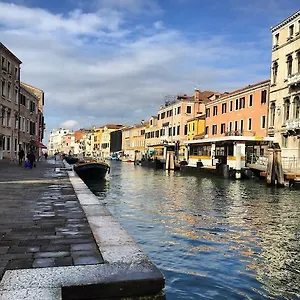Ponte Degli Scalzi Italia